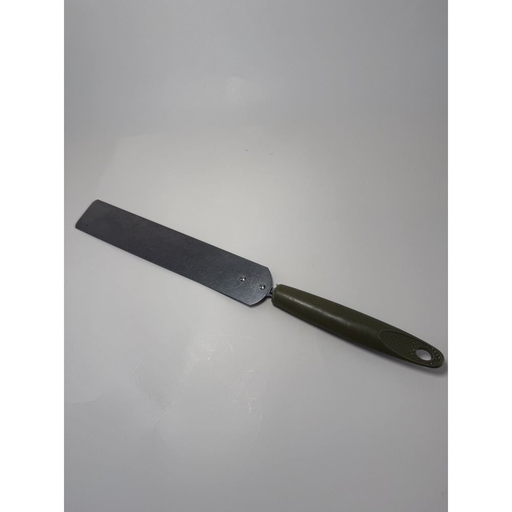 Vintage EKCO Avocado Green Spatula Spreader Cake Icing Stainless Steel 12" USA